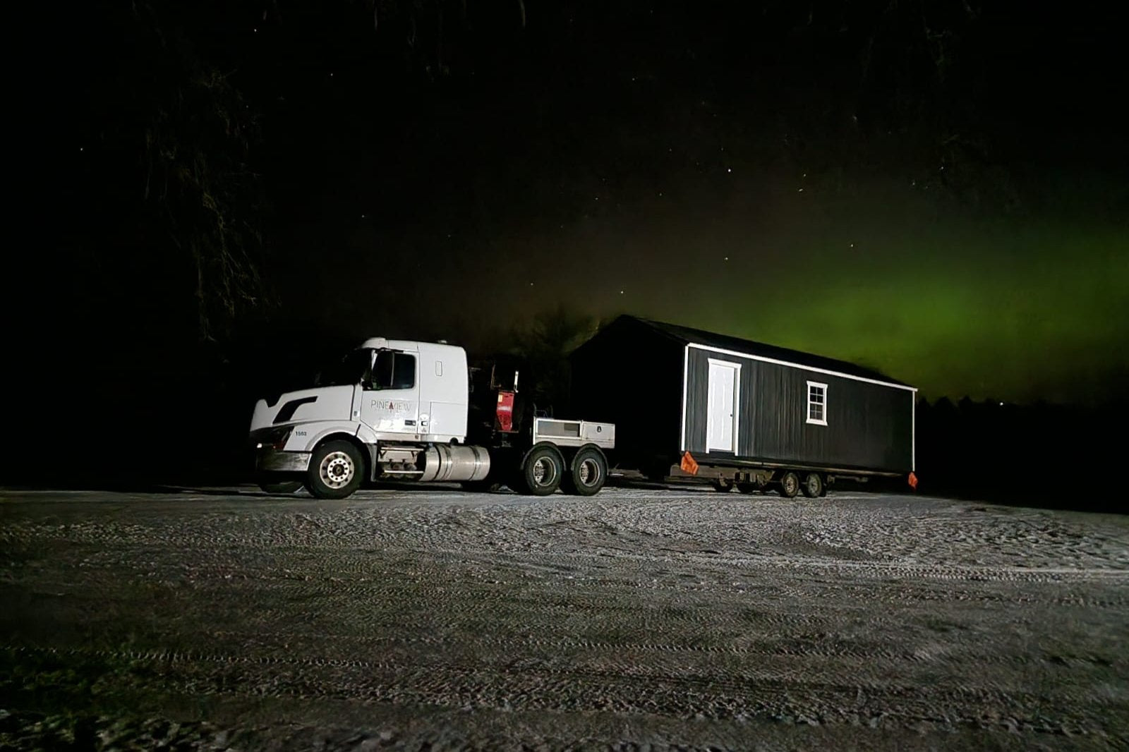 Easy and Free Delivery in Canada
